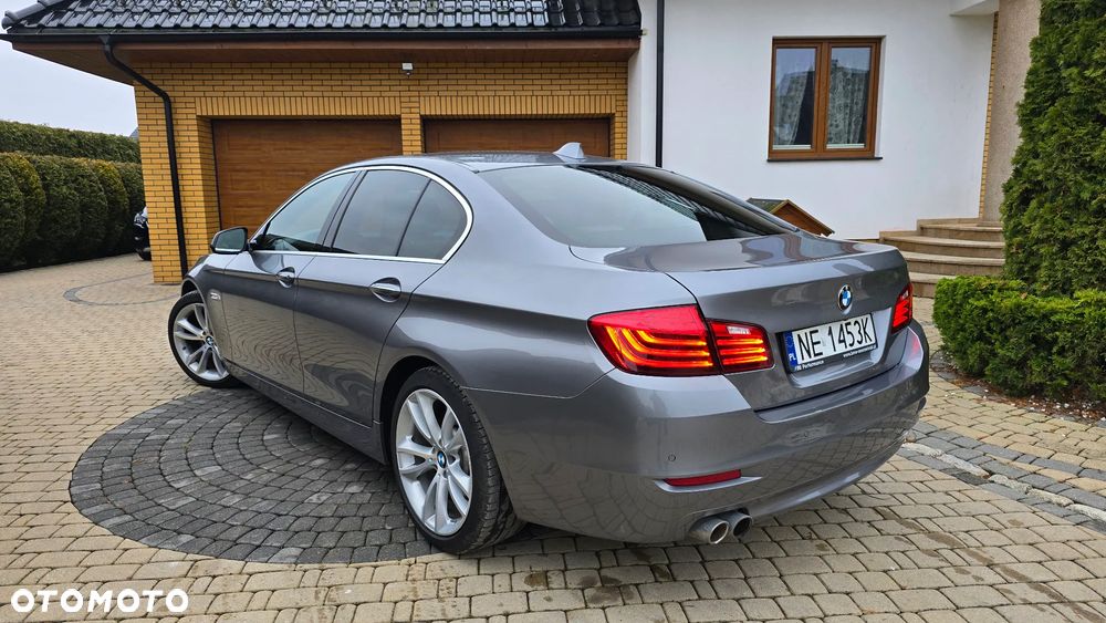 BMW Seria 5 525d xDrive Luxury Line - 3