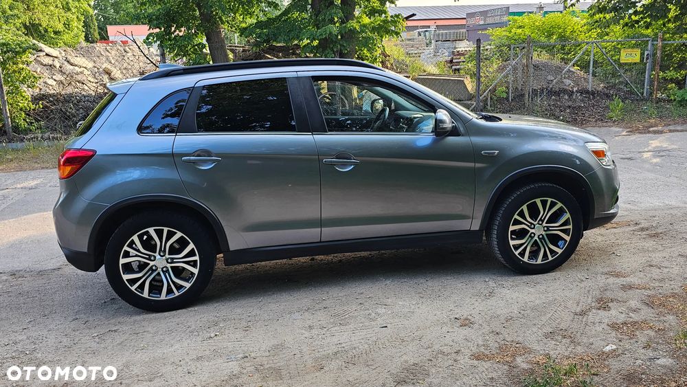 Mitsubishi ASX 1.6 Intense Plus Navi Blue Edition - 31