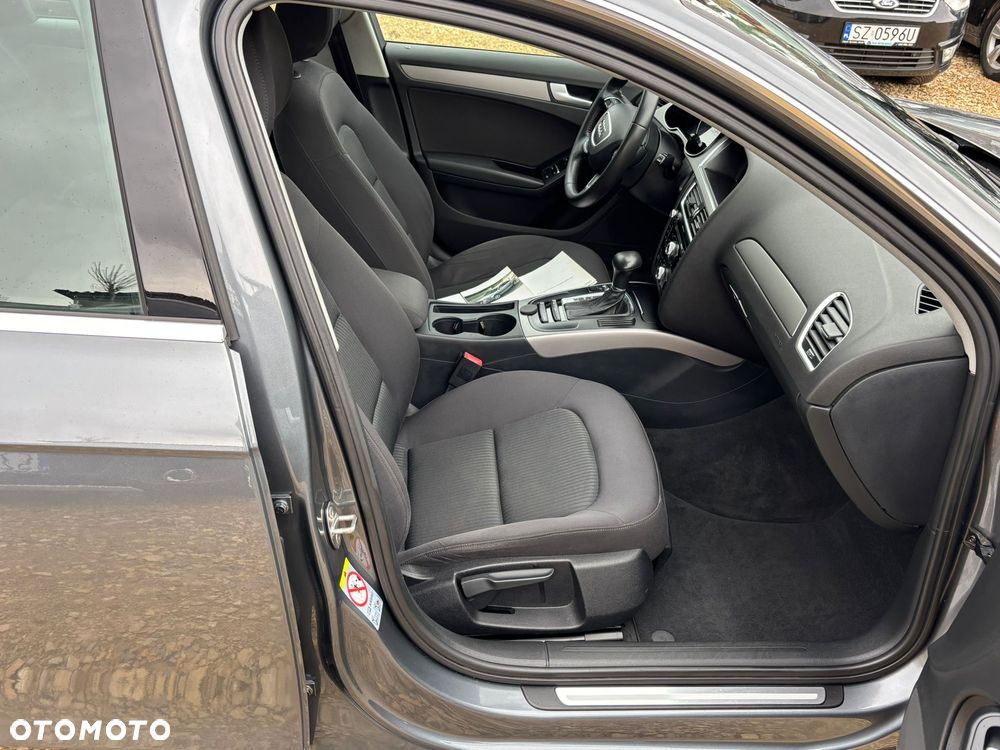 Audi A4 Avant 2.0 TDI DPF clean diesel multitronic S line Sportpaket - 37