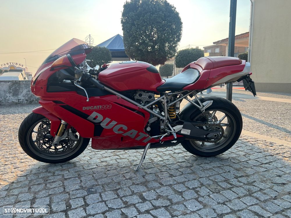 Ducati 999 - 2