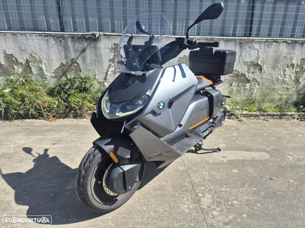 BMW CE 04 - 2