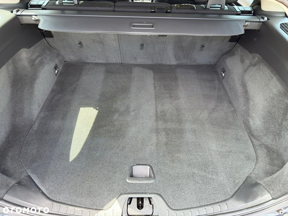 Volvo V60 D2 Momentum - 25