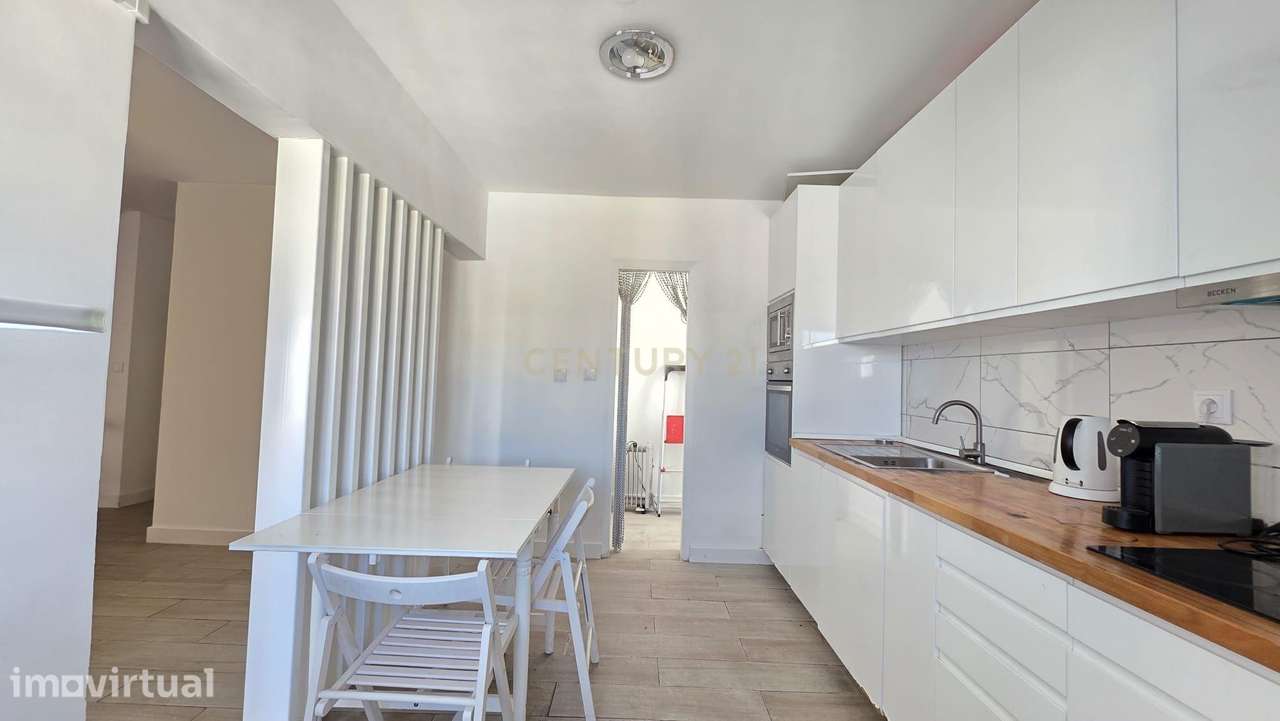Apartamento T3 de 144 m2  com Vista Panorâmica em Santo António dos Ca - Grande imagem: 4/36