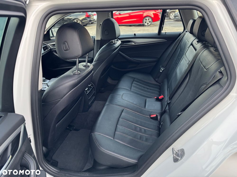 BMW Seria 5 - 10