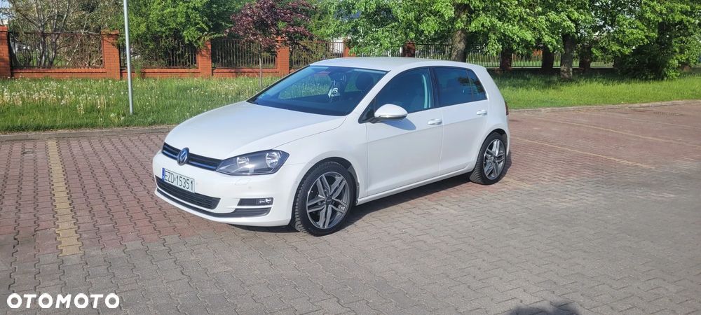 Volkswagen Golf - 4