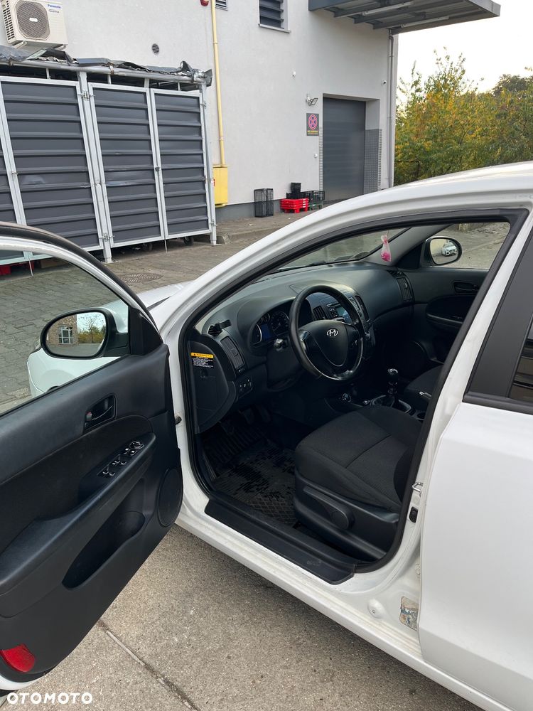 Hyundai i30 1.4 Classic - 6