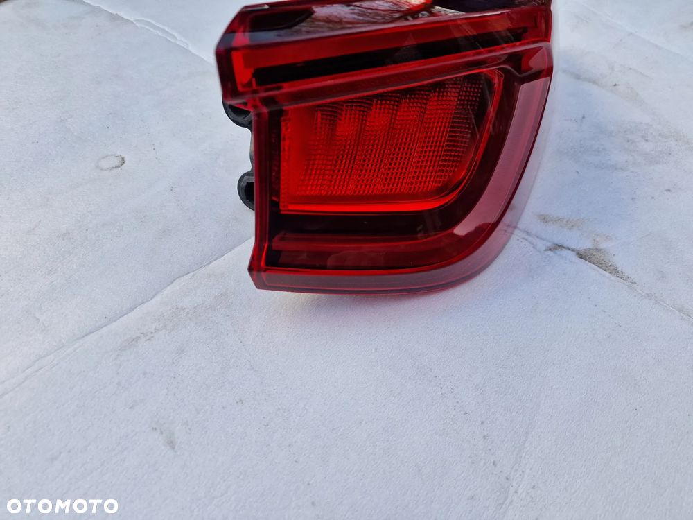 Lampa prawy tył seat  Leon  IV  coupra 5FA 945 208C - 2