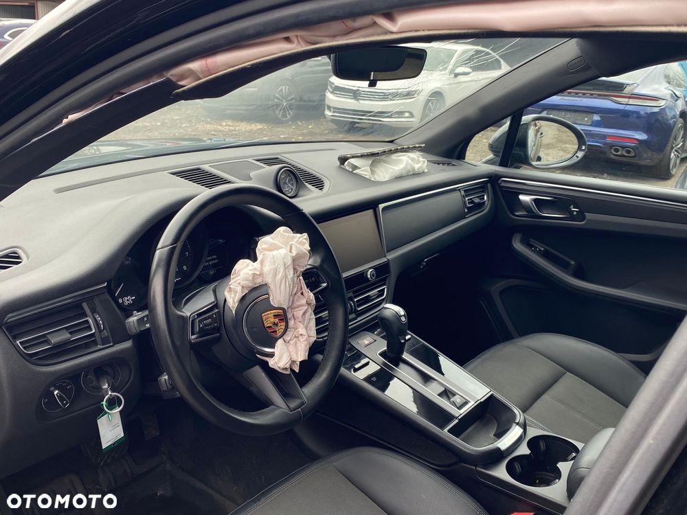 Porsche Macan Standard - 13