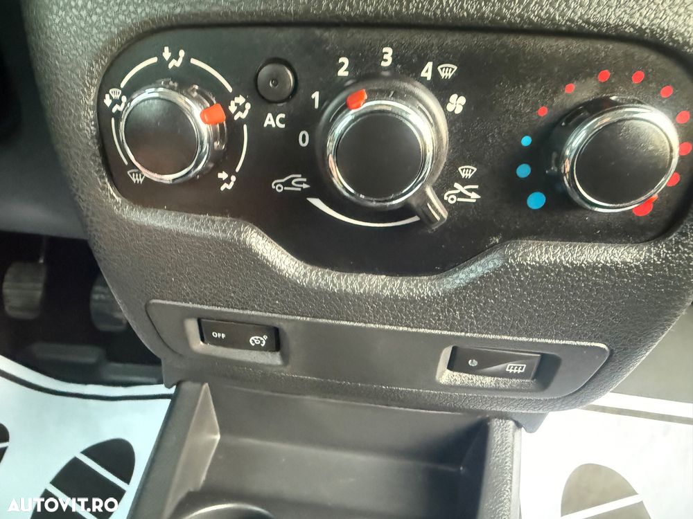 Dacia Lodgy TCe 115 Prestige - 23