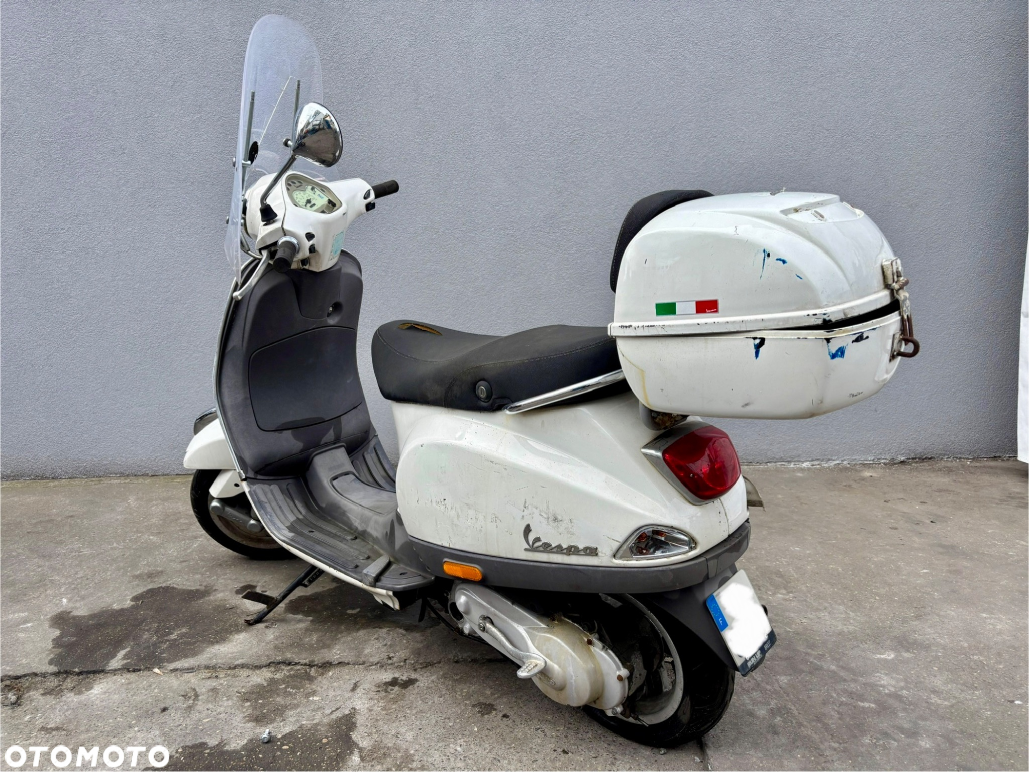 Piaggio Vespa - 10