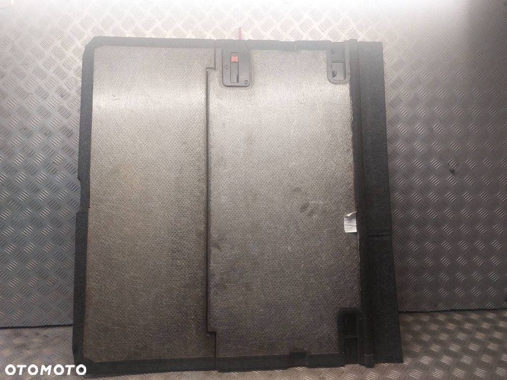 WNĘTRZE TAPICERKA BAGAŻNIKA RENAULT CLIO III LIFT KOMBI - 4