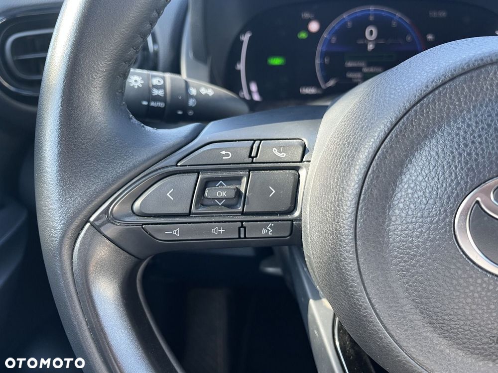 Toyota Yaris Cross Hybrid 1.5 Style AWD - 13