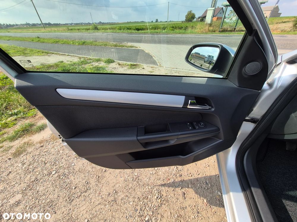 Opel Astra - 13