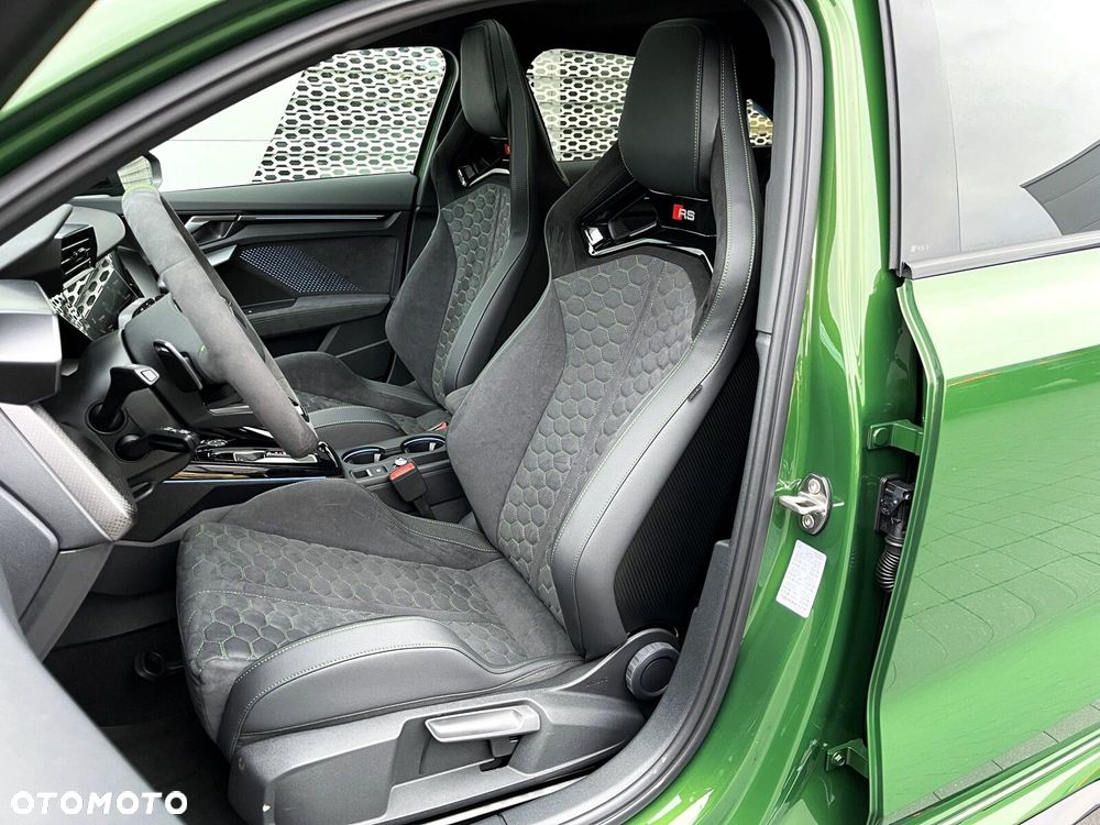 Audi RS3 Limousine - 20