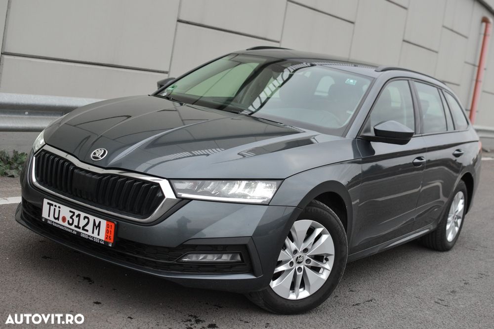 Skoda Octavia Combi 2.0 TDI DSG First Edition - 1