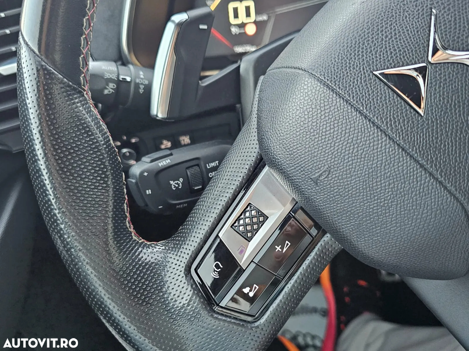 Citroën DS7 BlueHDI 130 Aut. PERFORMANCE LINE - 20