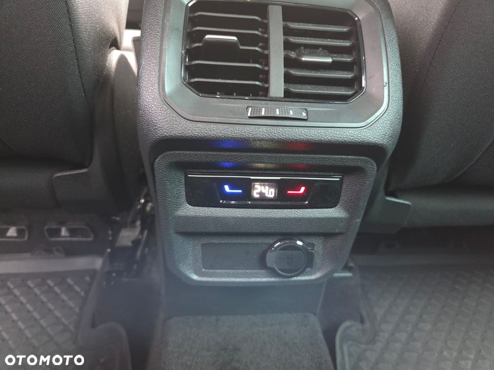 Volkswagen Tiguan 2.0 TDI SCR Elegance DSG - 32