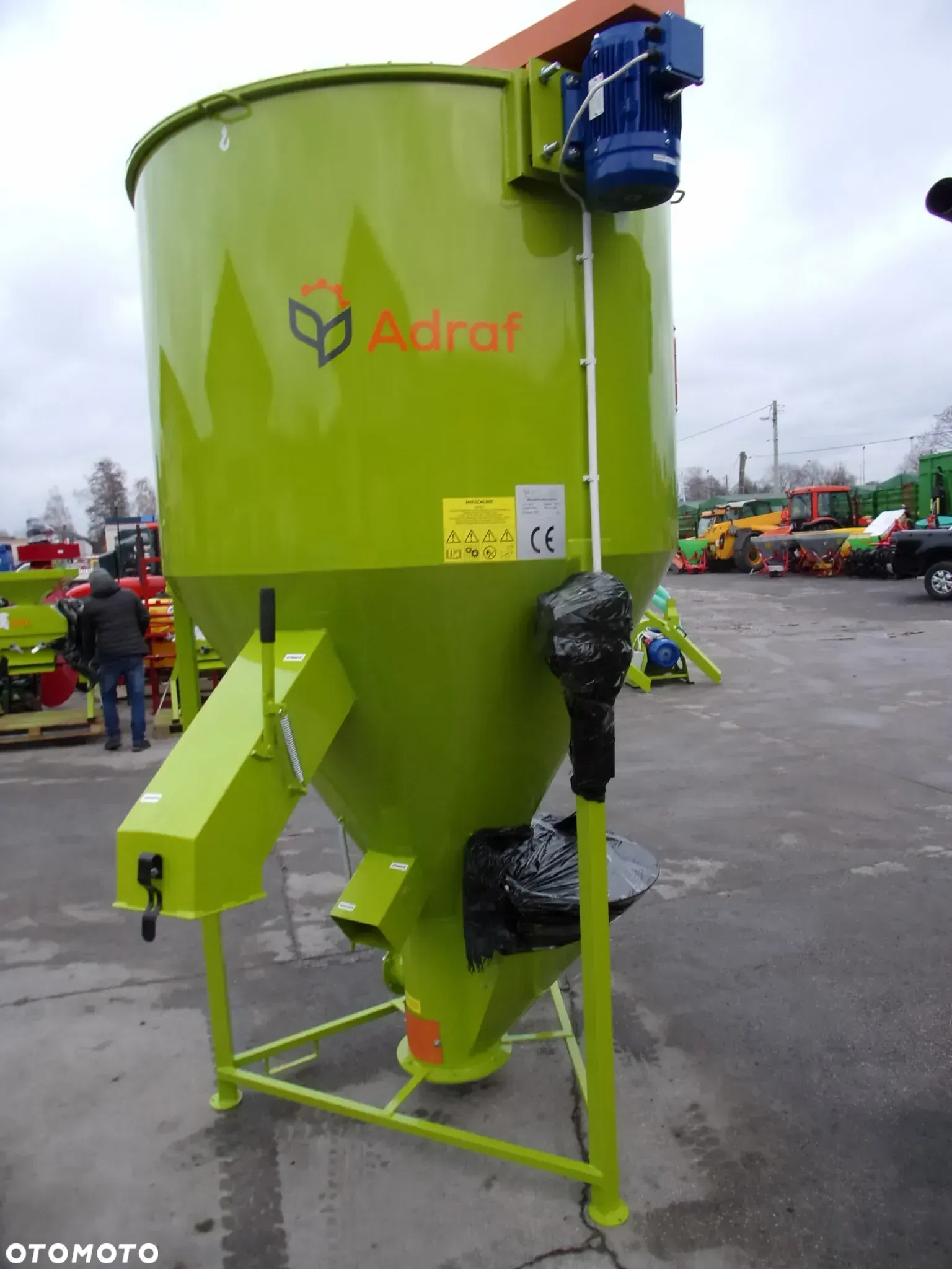 Inny Rozdrabniacz - śrutownik bijakowy Adraf S01/1 - 11kW, S01/0 - 7,5kW; H-115 POM Augustów - Mieszalnik pasz sypkich 750, 1000 kg ADRAF 2000 kg BIN - 22