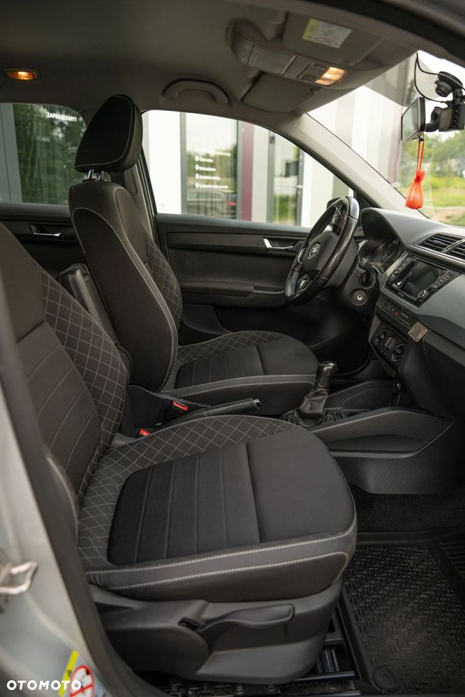 Skoda Fabia 1.0 TSI Ambition - 12