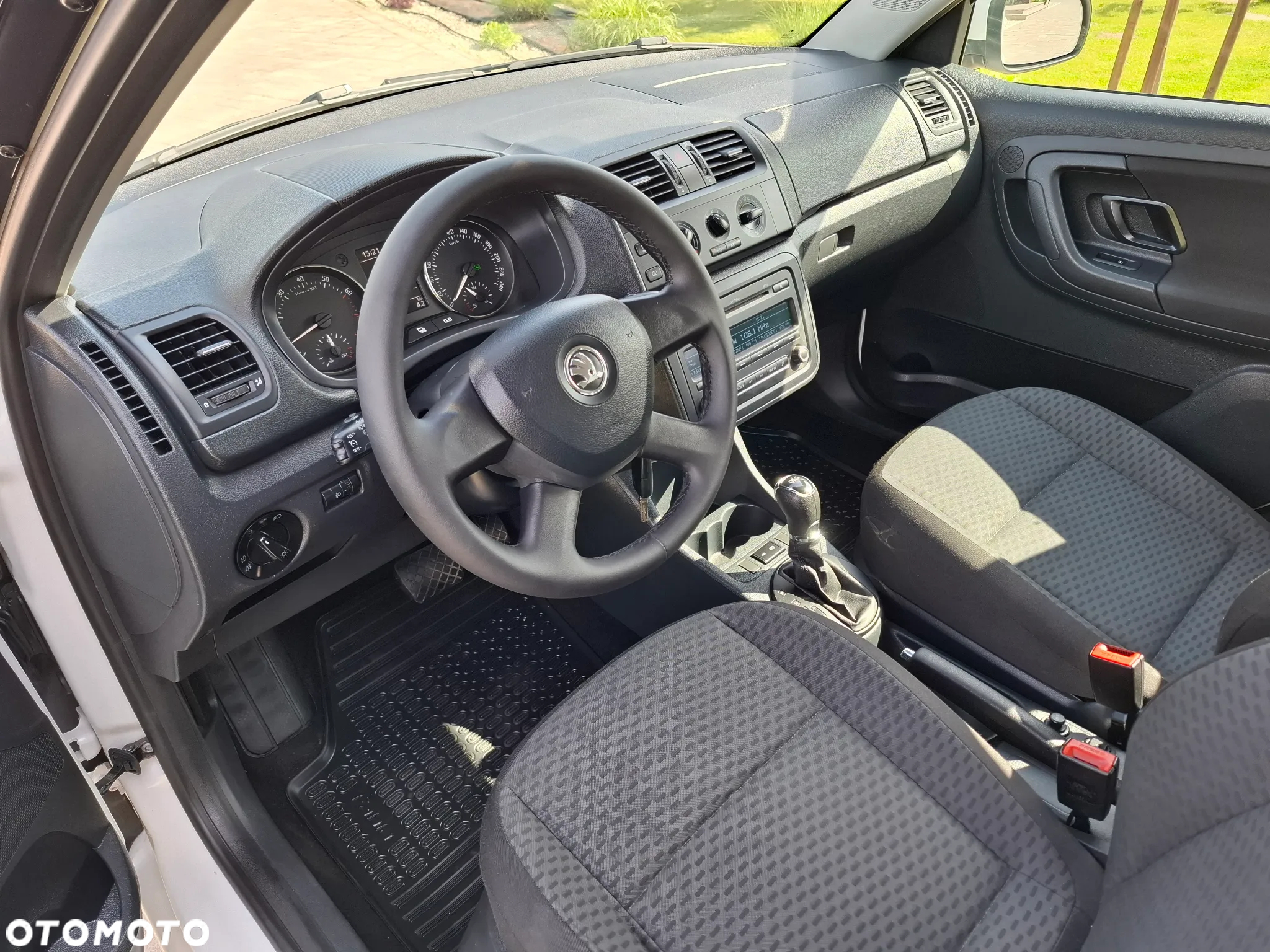 Skoda Fabia 1.2 TSI Combi DSG Sport - 35