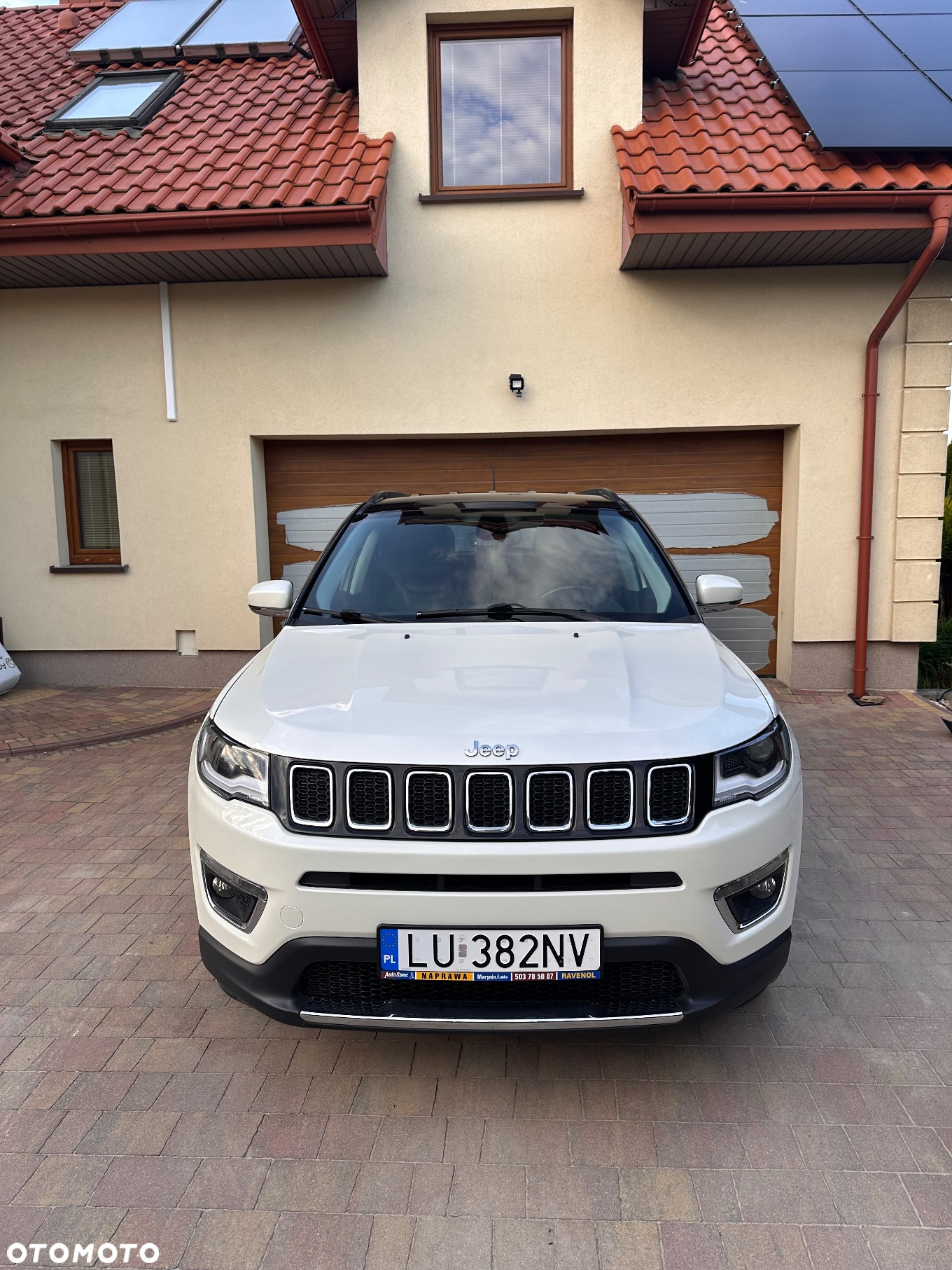 Jeep Compass - 2