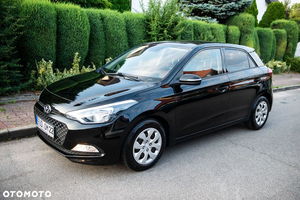 Hyundai i20 blue 1.2 Advantage - 10