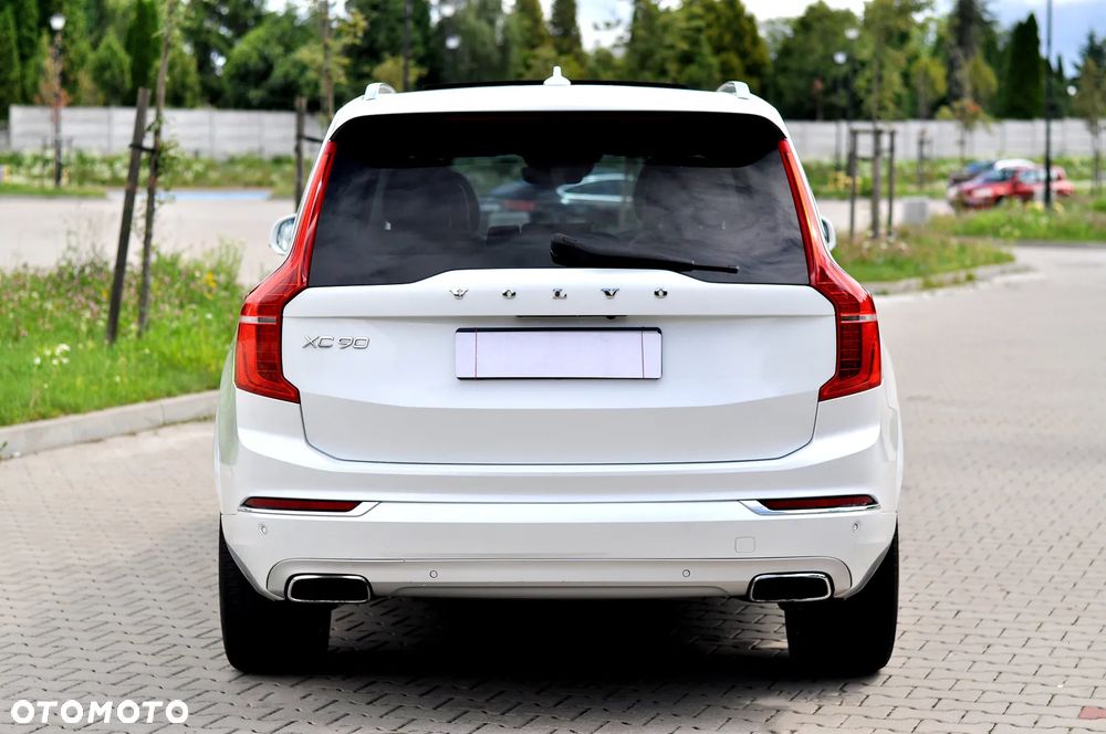 Volvo XC 90 D5 AWD Geartronic Inscription - 13