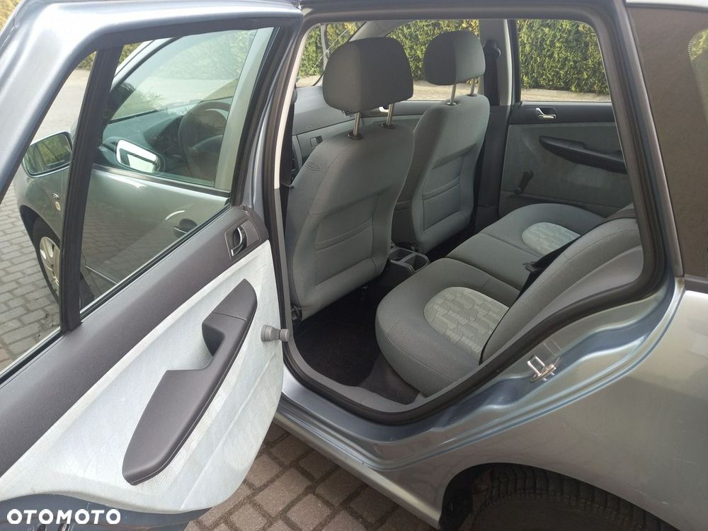 Skoda Fabia 1.4 16V Automatik Elegance - 26