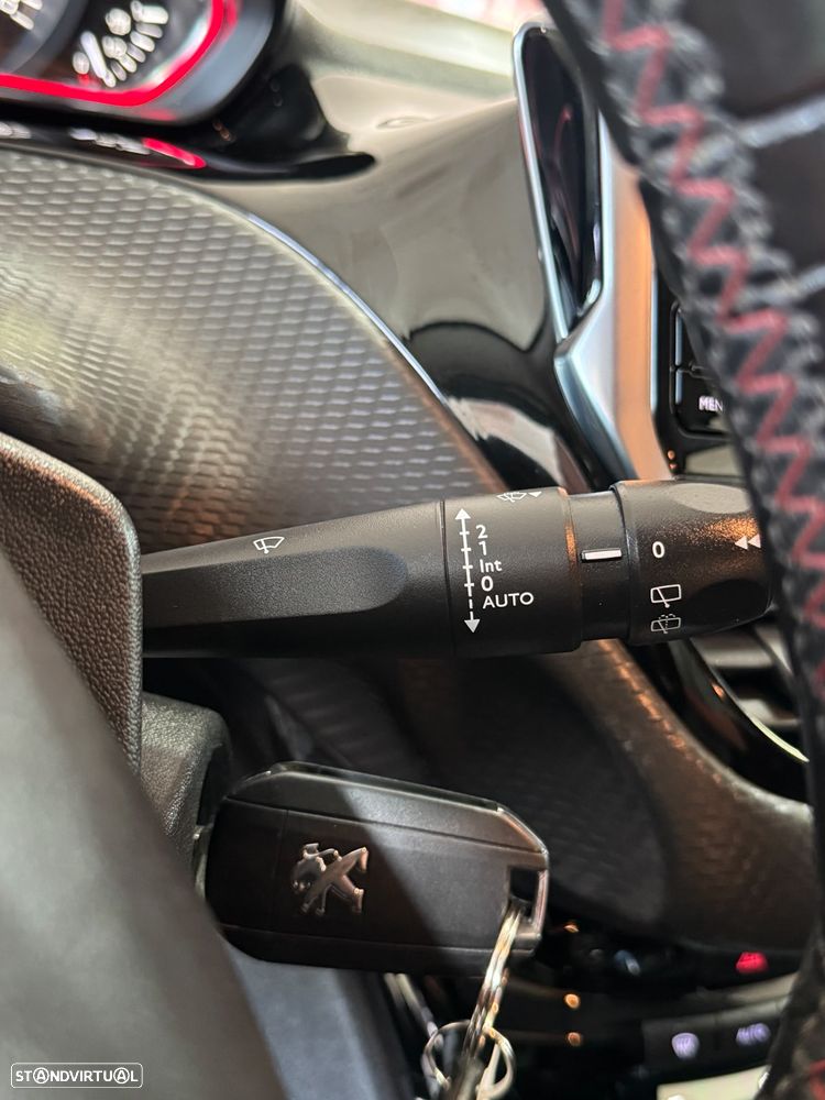 Peugeot 2008 1.2 PureTech GT Line EAT6 - 19