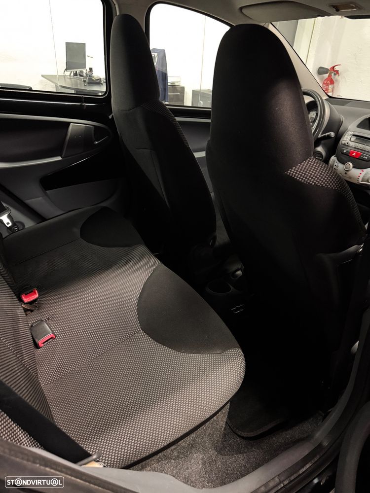 Toyota Aygo Cool - 10