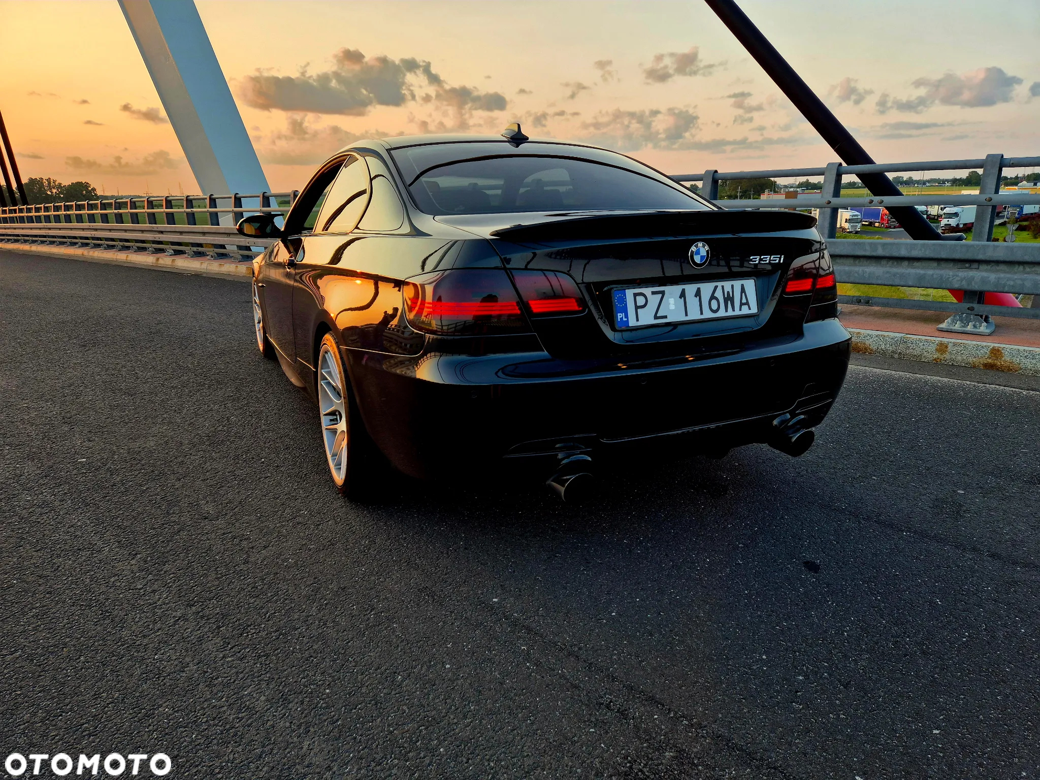 BMW Seria 3 335i Coupe - 8