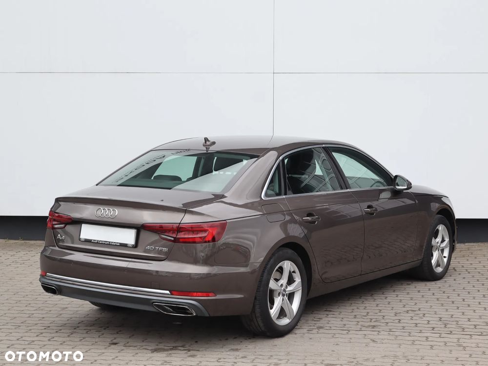Audi A4 Limousine 40 TFSI Sport S tronic - 3