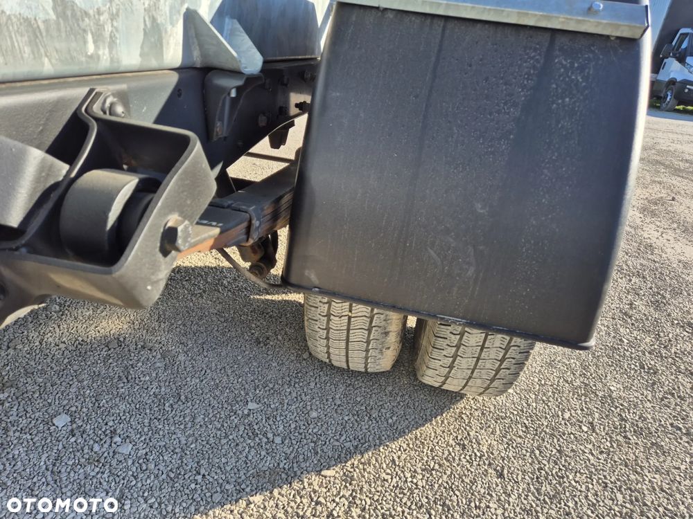 Iveco 35C14 35C15 - 12