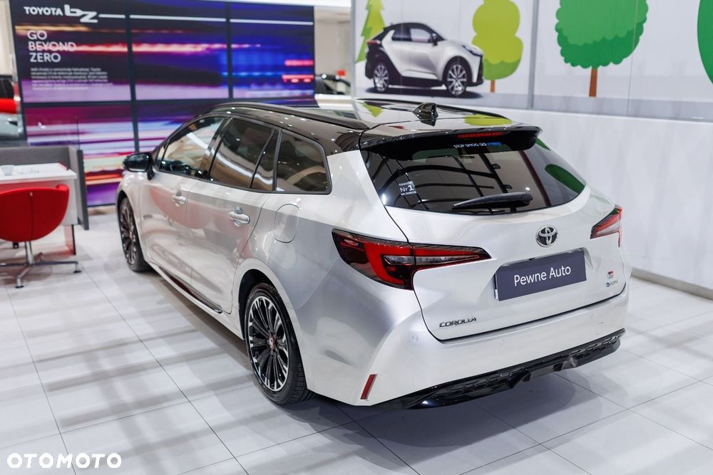 Toyota Corolla - 5