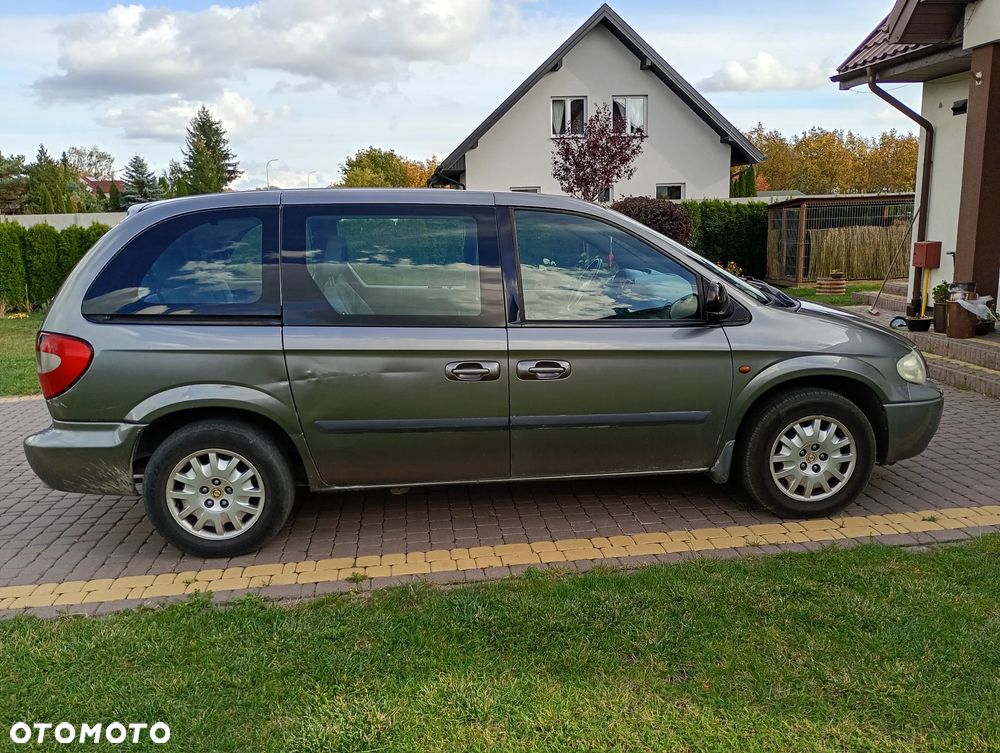 Chrysler Voyager 2.4 SE - 6