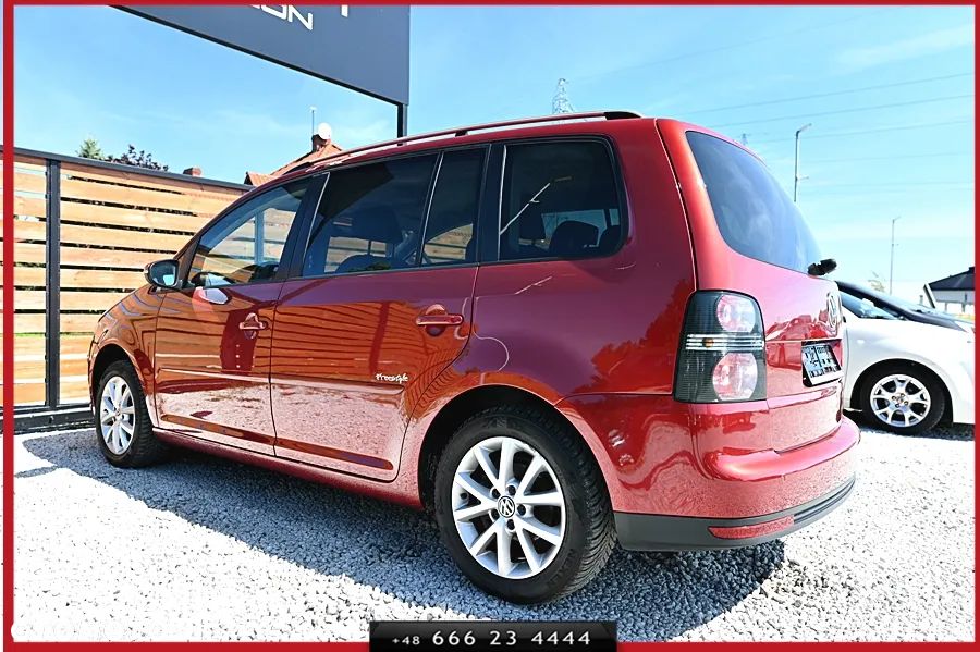 Volkswagen Touran 1.4 TSI DSG Freestyle - 9