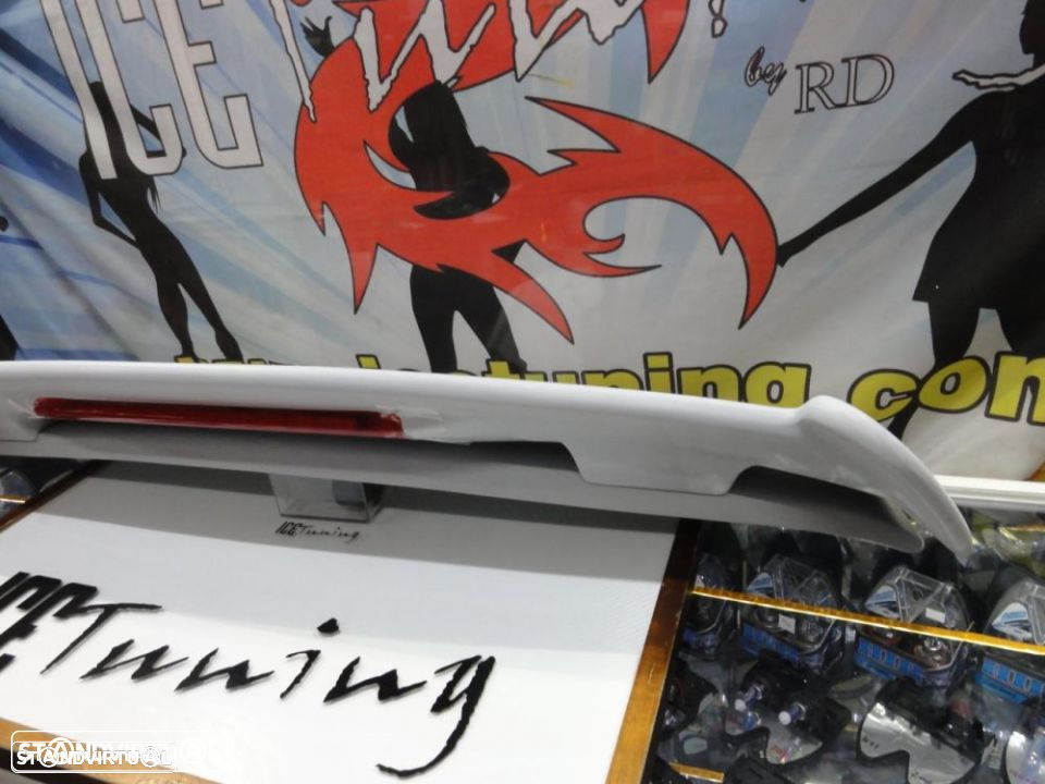 Aileron / lip / spoiler traseiro para Honda Civic EK 96-01 3 portas type r look com espaço para a 3ª luz de stop - 23