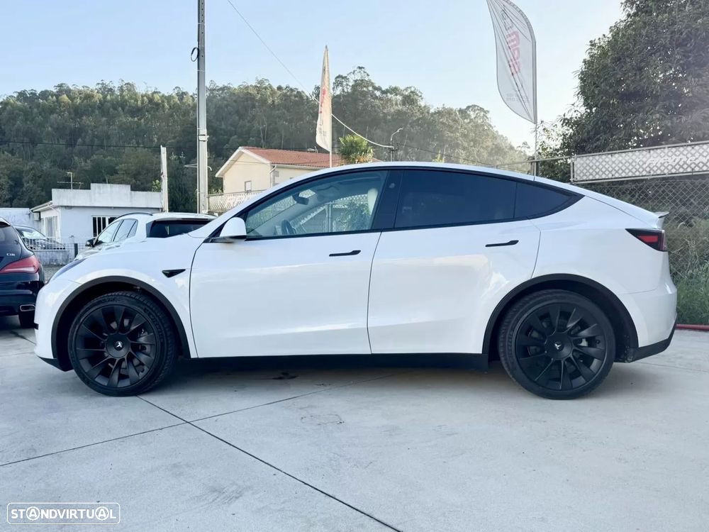 Tesla Model Y RWD - 11