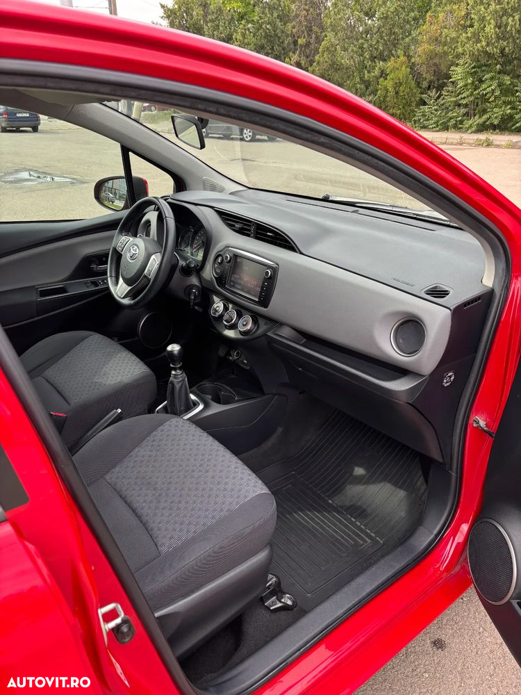 Toyota Yaris 1.3 VVT-i Luna - 11