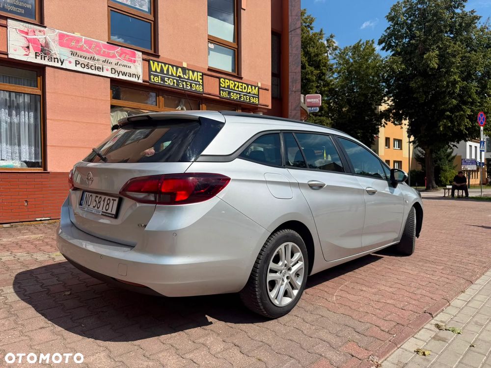 Opel Astra 1.6 CDTI Dynamic - 6