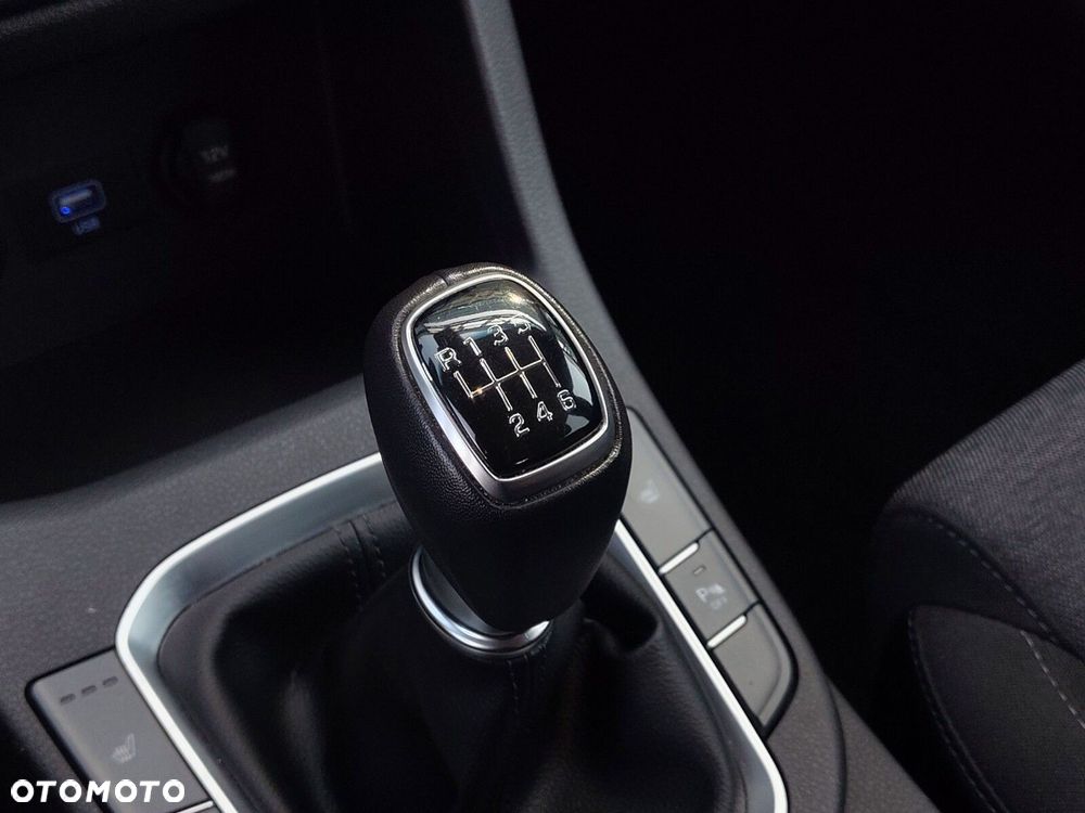 Hyundai i30 1.0 T-GDI Smart - 23