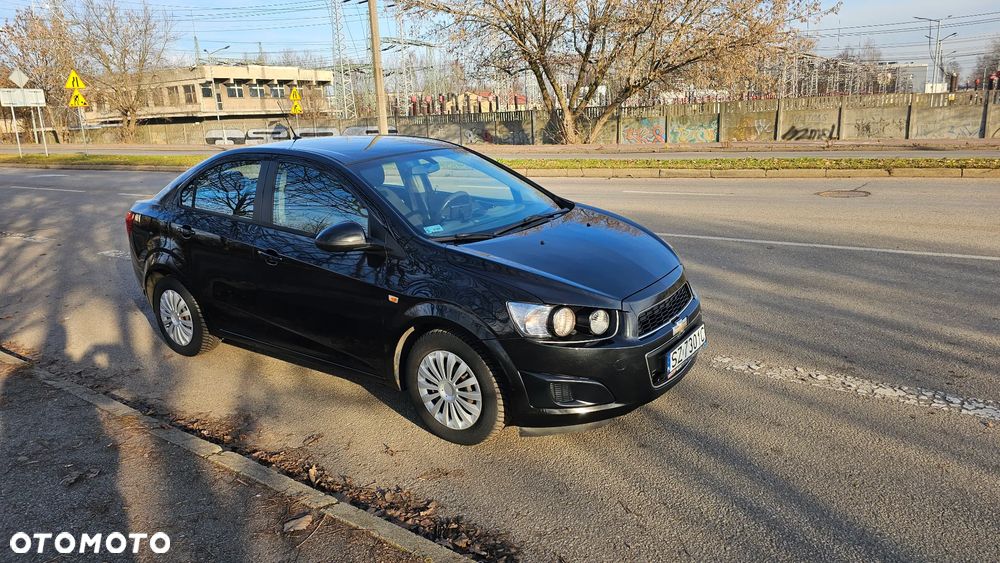Chevrolet Aveo 1.2 LS+ - 2