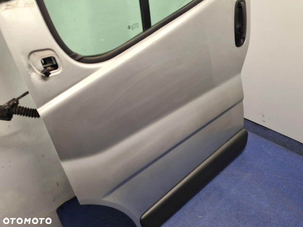 OPEL VIVARO A DRZWI PRZÓD LEWE - 6