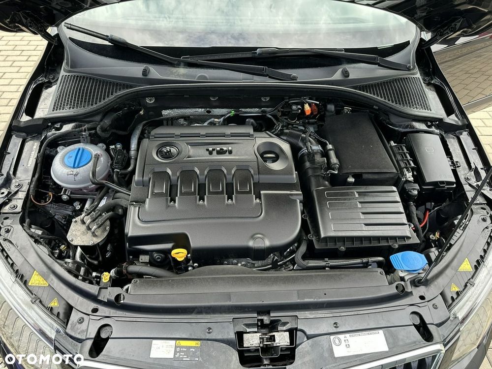 Skoda Octavia 2.0 TDI 4x4 DSG Scout - 36