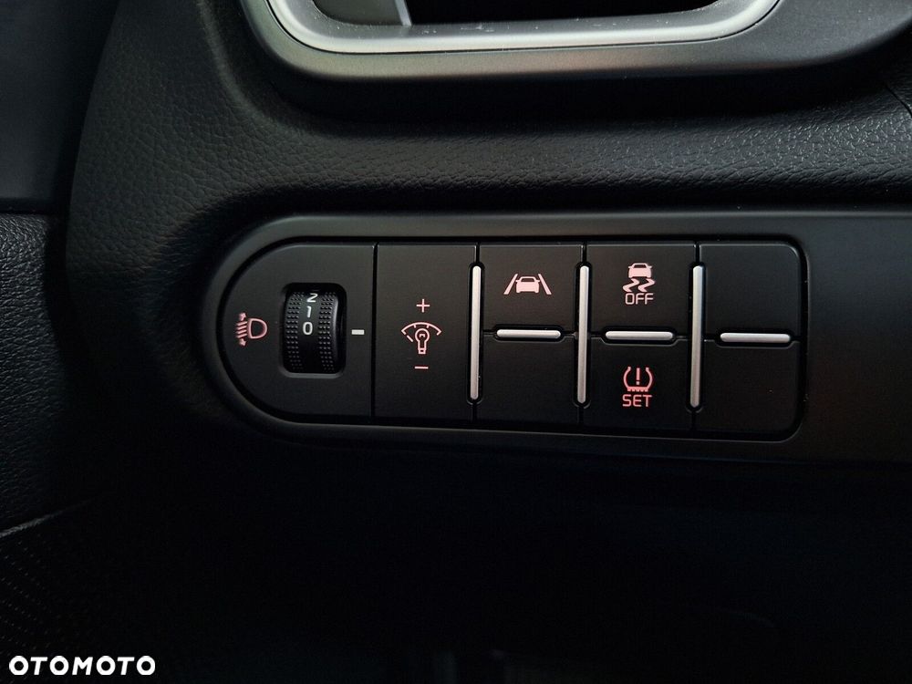 Kia Ceed 1.5 T-GDI M DCT - 36
