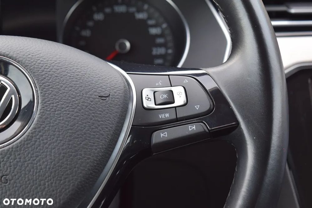 Volkswagen Passat 2.0 TDI BMT Highline DSG - 18