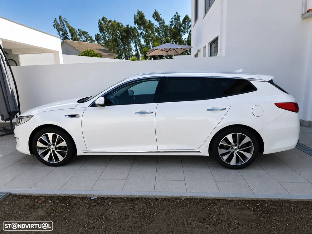 Kia Optima SW - 3