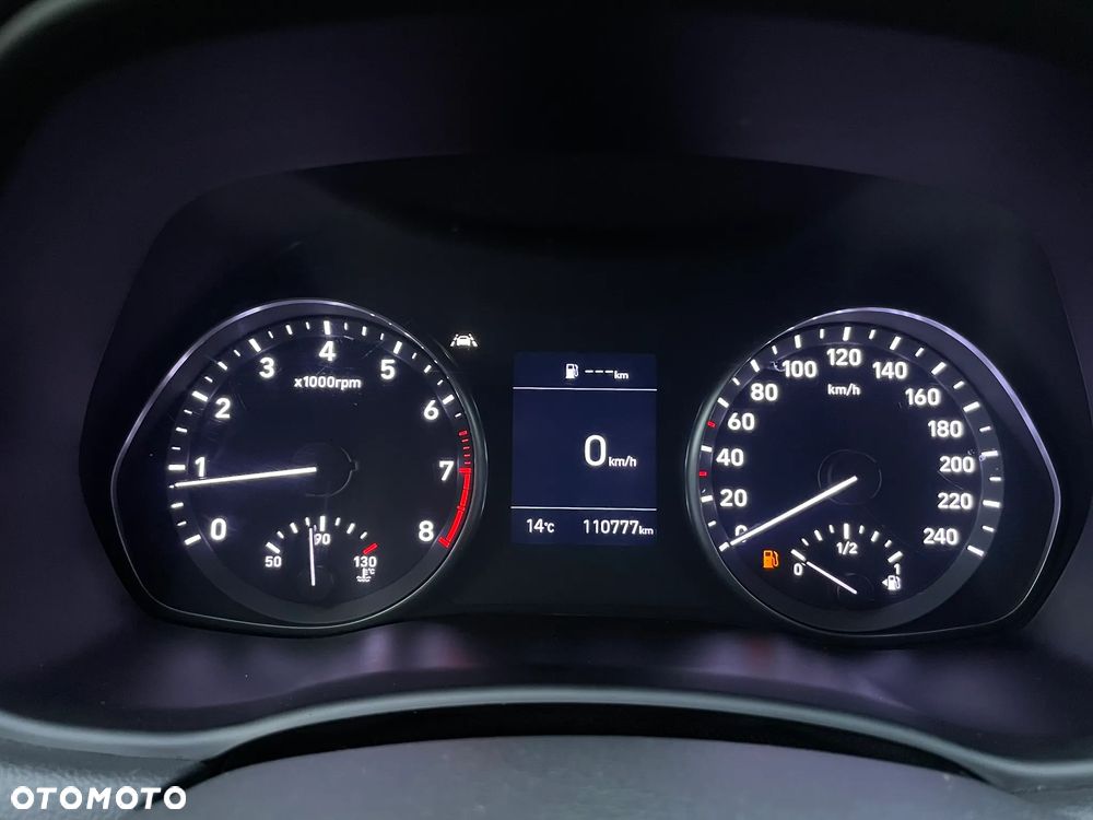 Hyundai i30 1.5 DPI Classic + - 31