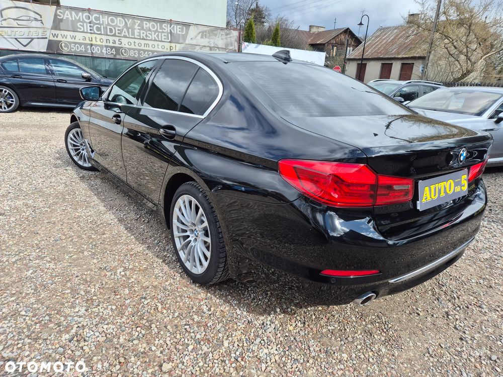 BMW Seria 5 518d Luxury Line sport - 11