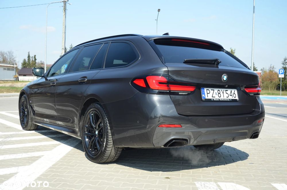 BMW Seria 5 520d Sport - 13
